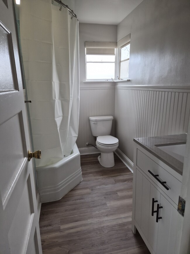 Building Photo - 21884 E Clayton Ave