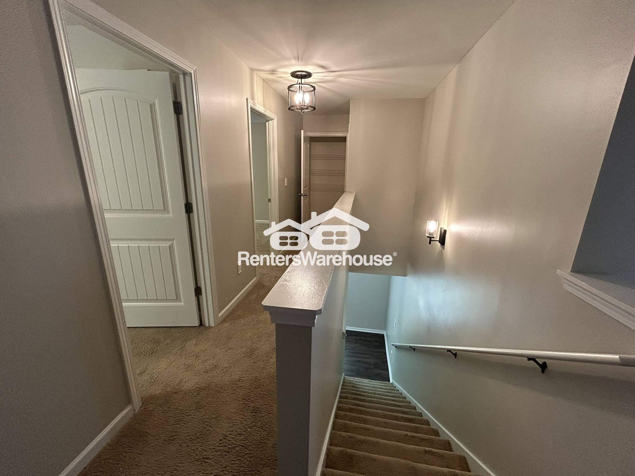 Building Photo - 665 Waterstone Dr
