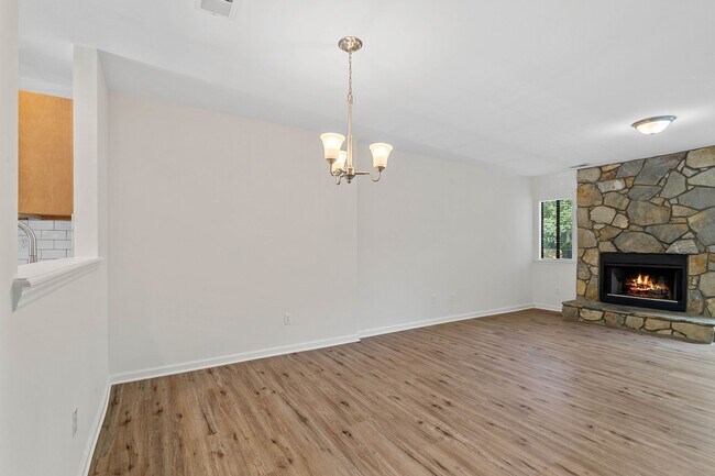 Building Photo - 4091 N Course Dr
