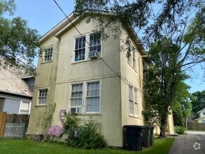 Building Photo - 730 Spanish Town Rd