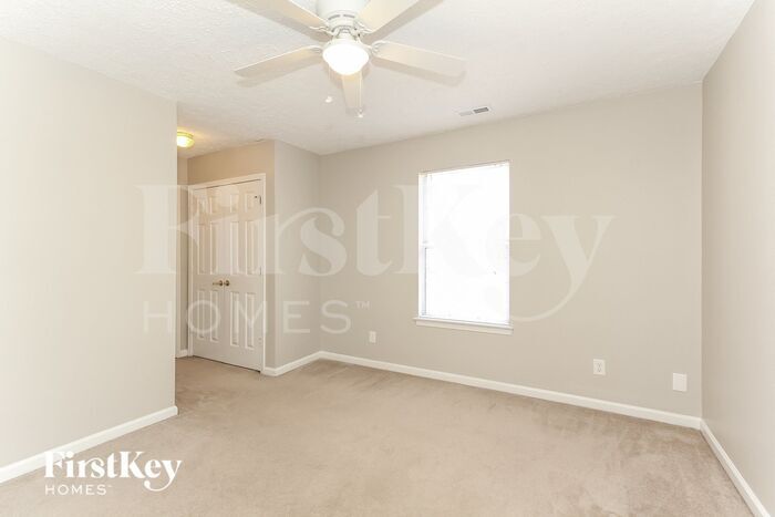 Building Photo - 150 Glynwater Dr