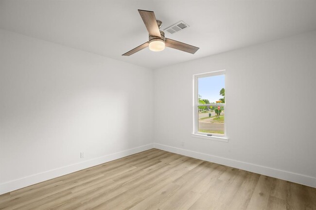 Building Photo - 9006 Lodge Ct