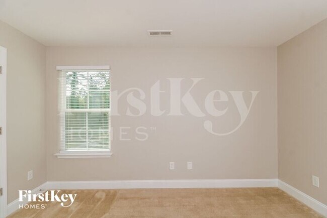 Building Photo - 4715 Romara Dr