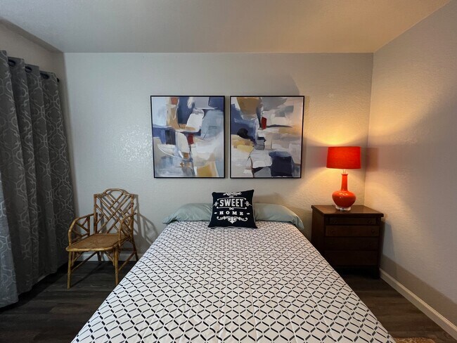 Building Photo - 168 Barilla Pl