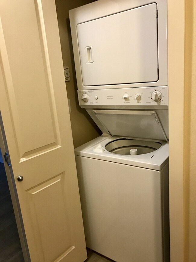 Interior Photo - TEM Tempo Apartments