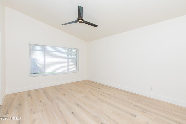 Building Photo - 23554 N 73rd Pl