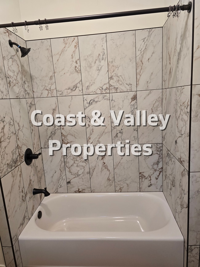 Building Photo - Charming 2-Bedroom Home in Gonzales