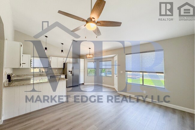 Building Photo - 3Bed/2Bath Home at 7th Ave/Union Hills! $2...