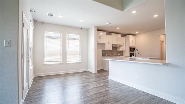 Building Photo - 2507 Henley Wy