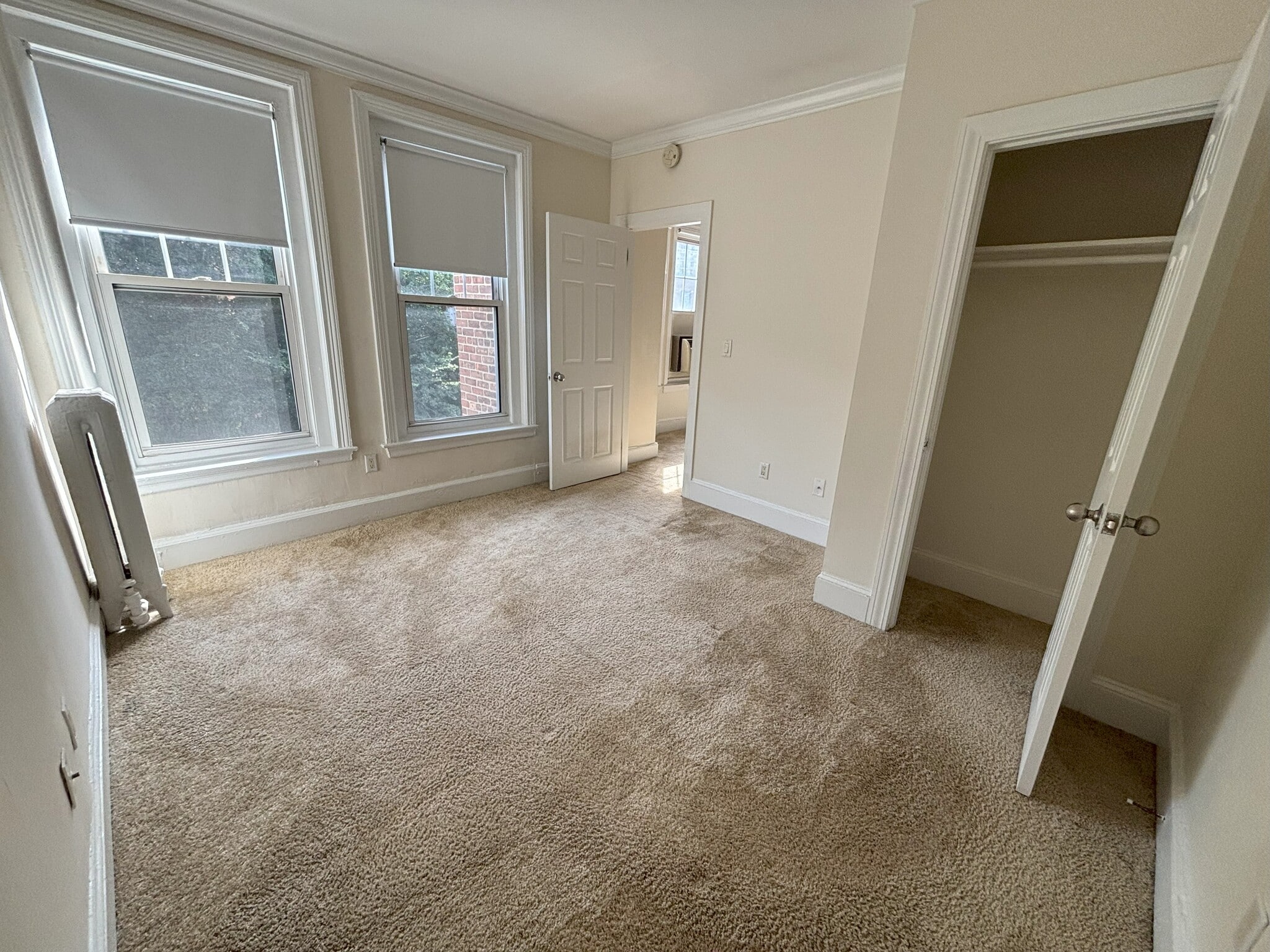 Building Photo - 1247 Beacon St