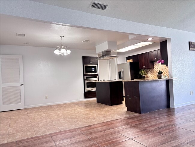 Building Photo - 11547 Willwood Dr