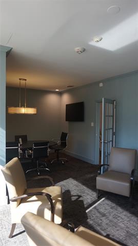 Building Photo - 3883 Turtle Creek Blvd