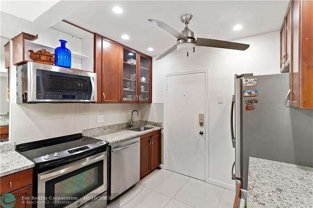 Building Photo - 2151 NE 68th St