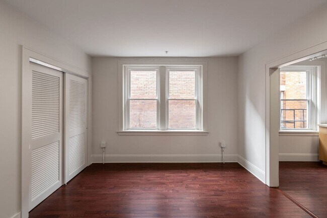 Building Photo - Coming Soon: 2BR Apartment – ETA 10/1/25