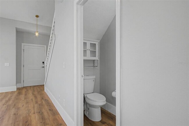 Building Photo - 11462 Commercial St