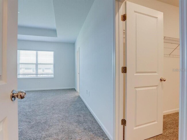 Building Photo - 291 Nine Iron Dr