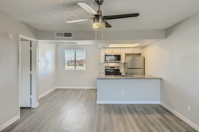 A2 Renovated - 1 Bed 1 Bath - Rise Midtown