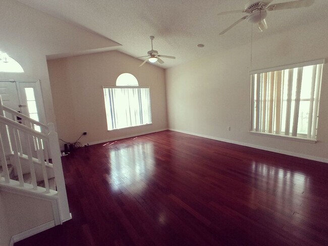Building Photo - 17411 Woodcrest Way