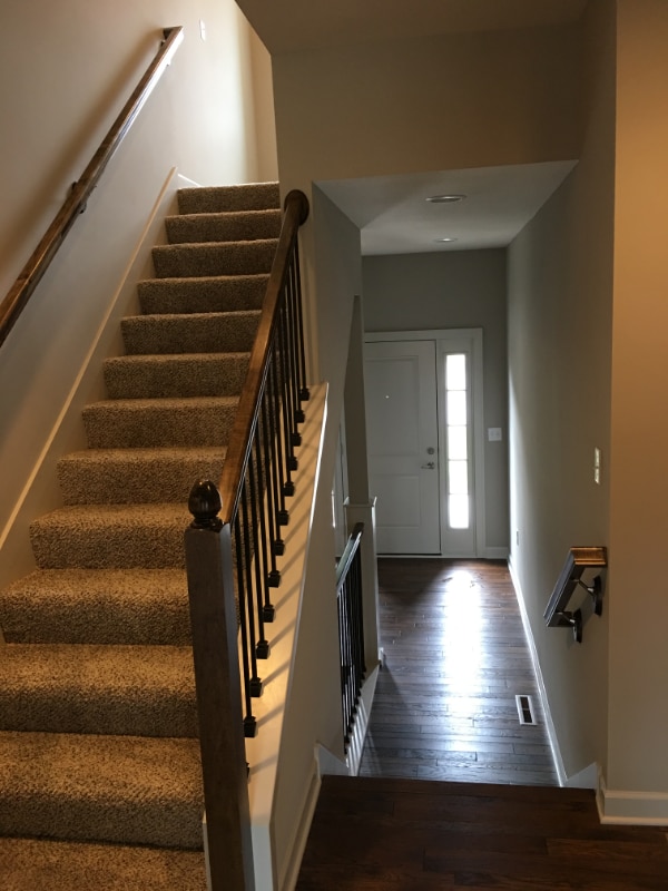 Building Photo - 15828 Valley View Dr