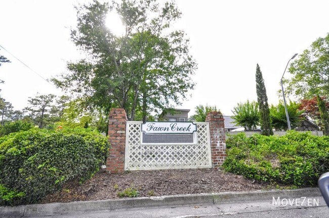 Building Photo - 809 Antler Dr