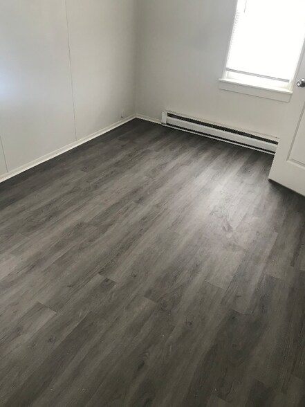 Building Photo - 304 Methow St