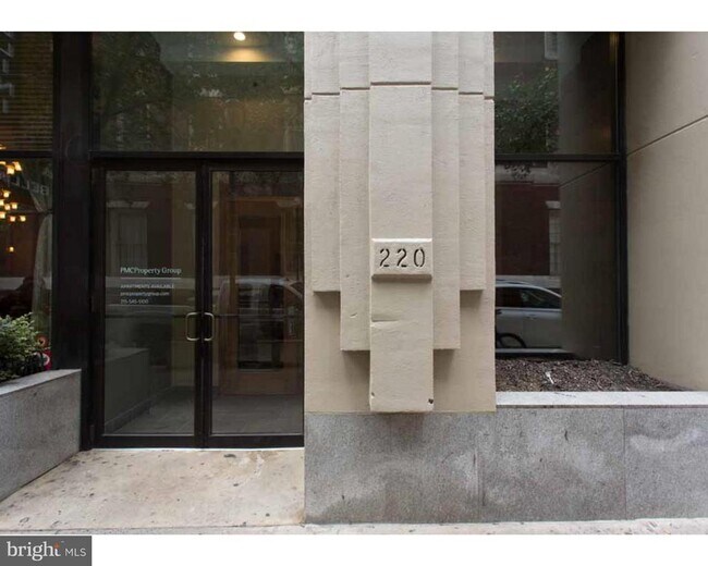 Building Photo - 220 S 16th St