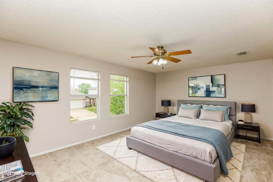 Building Photo - 4329 Meadowknoll Dr