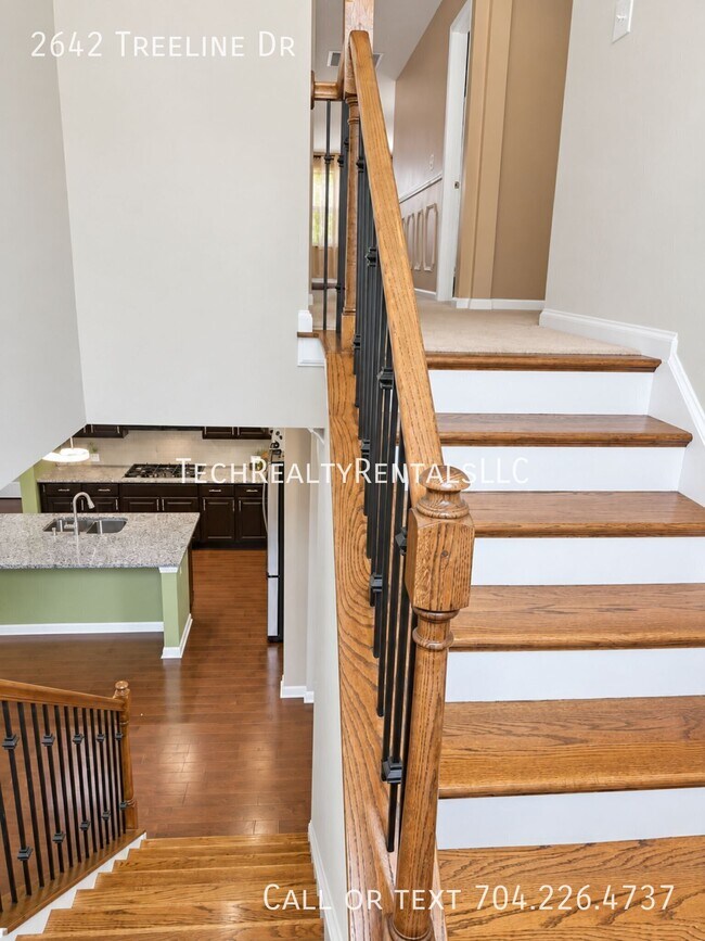 Building Photo - 2642 Treeline Dr