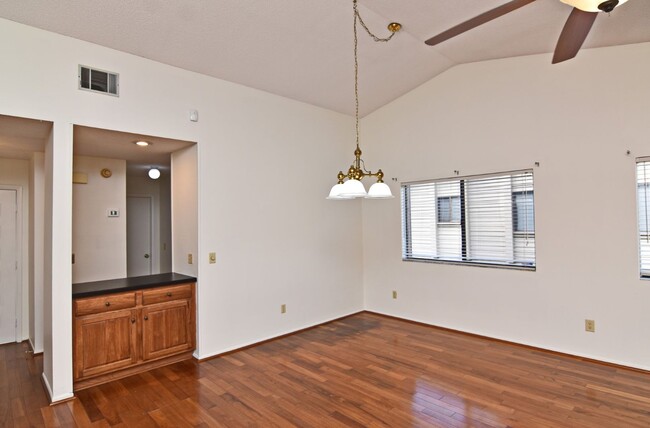 Building Photo - Spacious 3/2 Longwood, Single Story Townhome