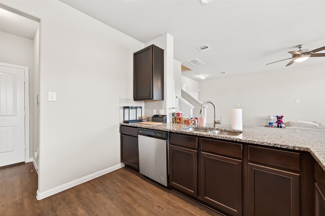 Building Photo - 3815 W Alessano Ln