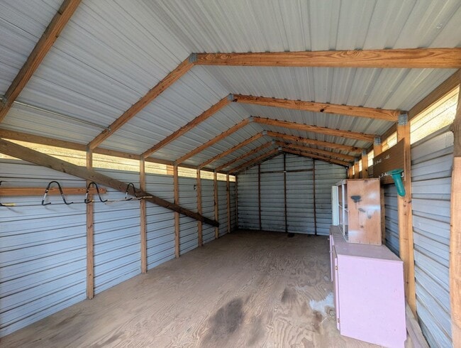 Building Photo - Spacious Noble Home with Open-Concept Kitchen, Storm Shelter & Workshop Space!