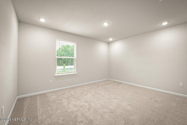 Building Photo - 844 Hartshill Pl