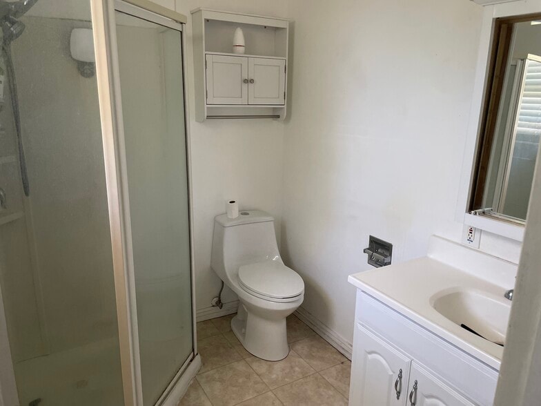 Building Photo - 3838 S Sunnyvale Dr