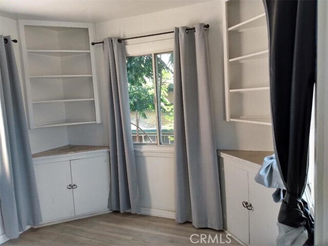 Building Photo - 12429 Hadley St