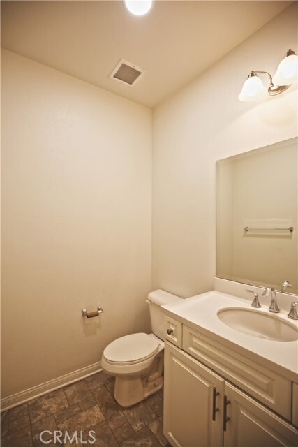 Building Photo - 683 Huron Pl