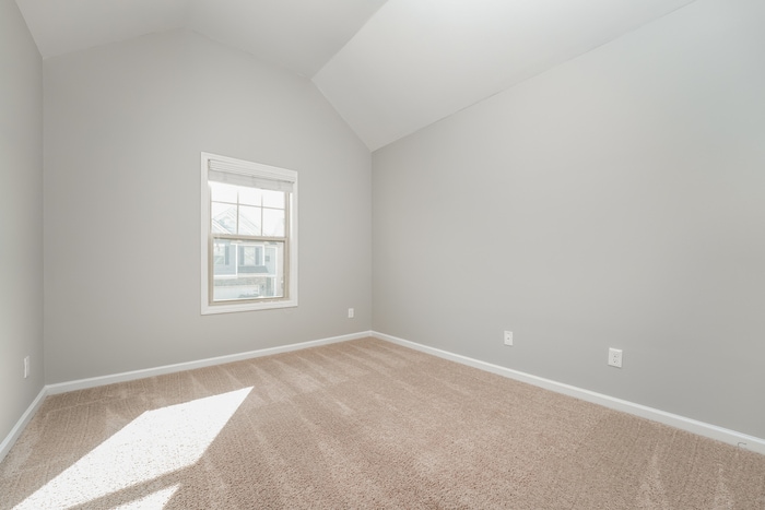 Building Photo - 2419 Oakleaf Cir