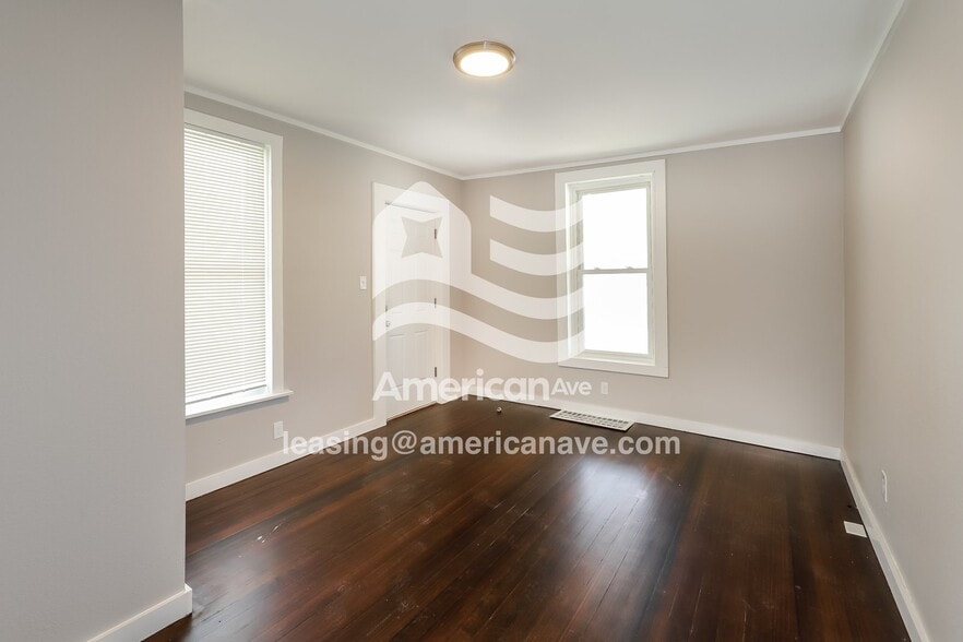 Building Photo - 628 Spruce St