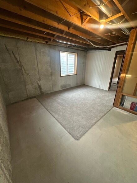 Building Photo - 958 S 1060 E
