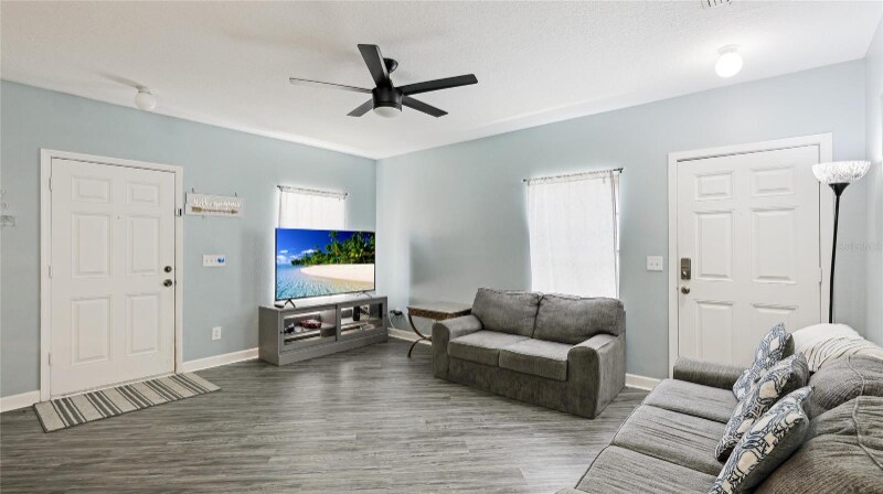 Building Photo - 2344 28th Ave E