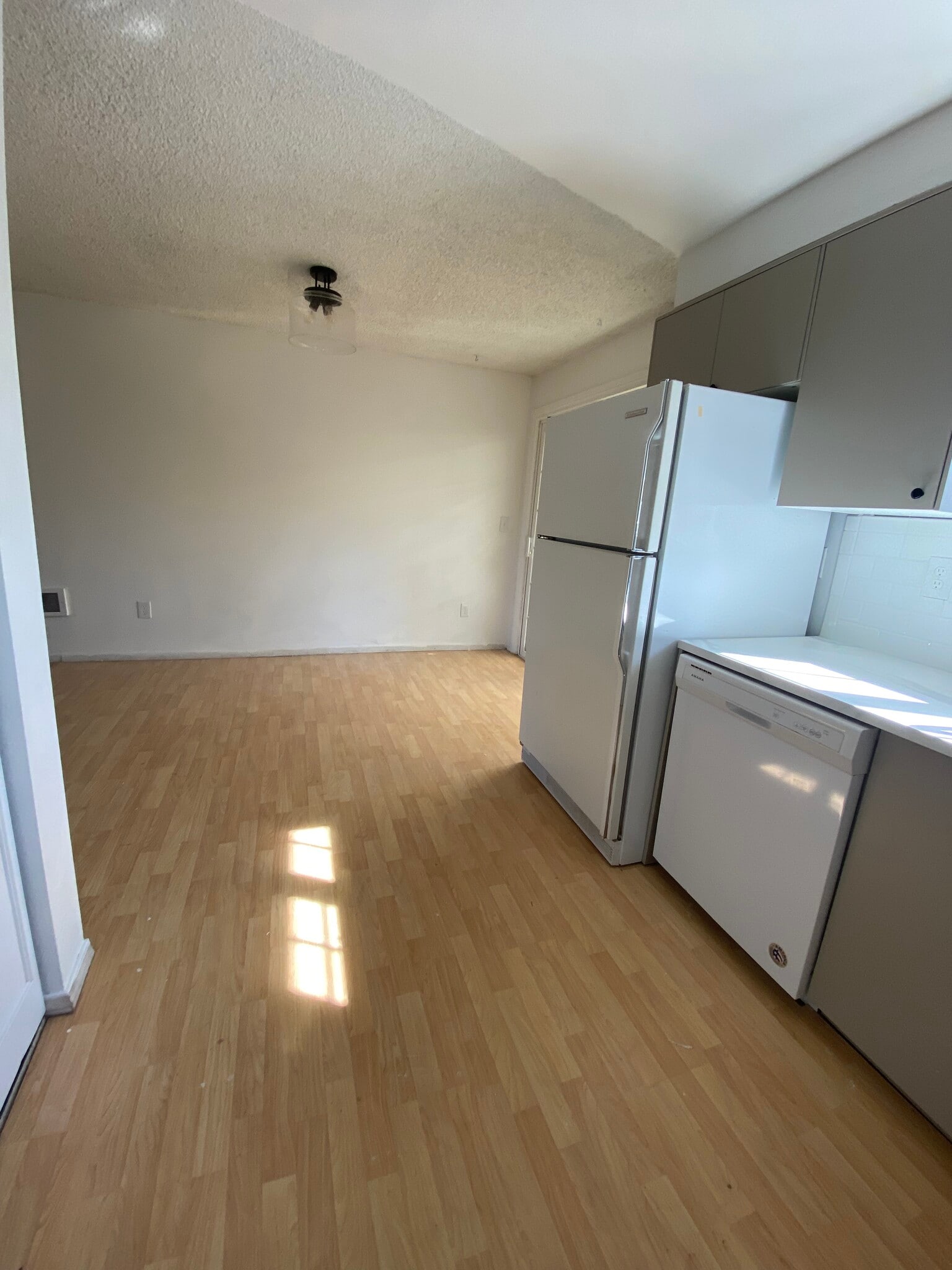 Building Photo - 1101 Hughes St