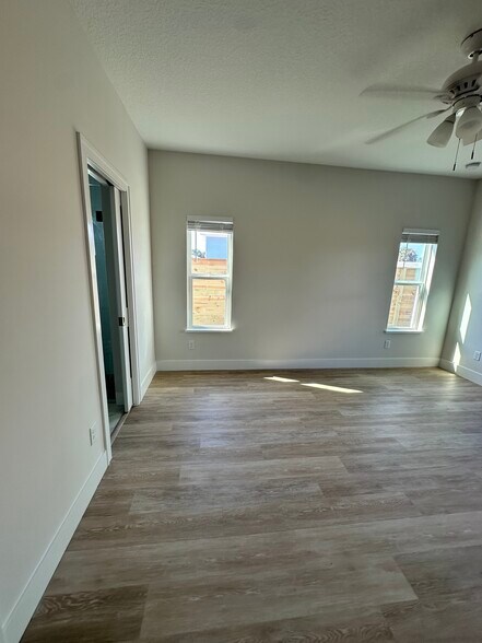 Building Photo - 7213 A1A S