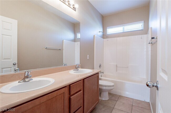 Building Photo - 8941 Bentonville Ct