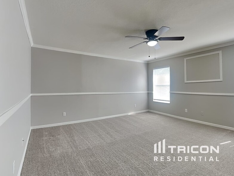 Building Photo - 20409 Sultana Ct