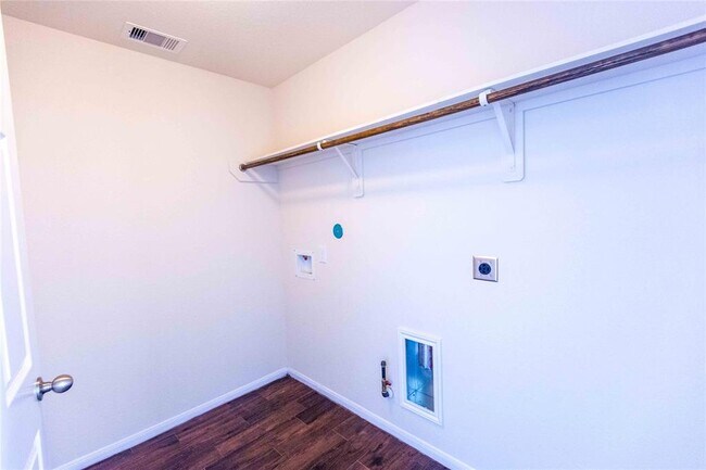 Building Photo - 15010 Rustler Gate Ln