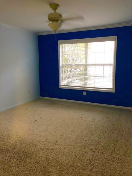 Master Bedroom - 4246 River Green Dr NW