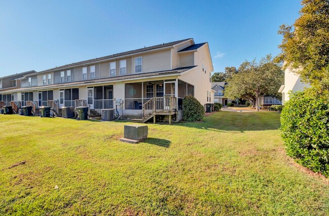 Building Photo - 132 Woodward Rd