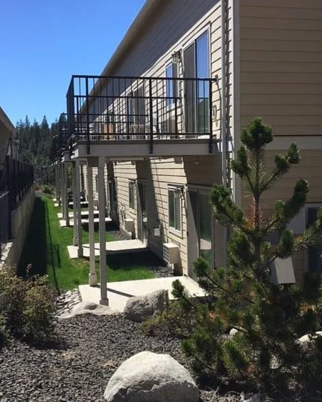 Primary Photo - 1709 E 7th Ave