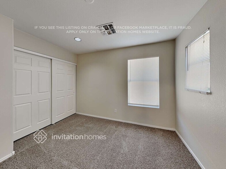 Building Photo - 8231 W Carol Ave