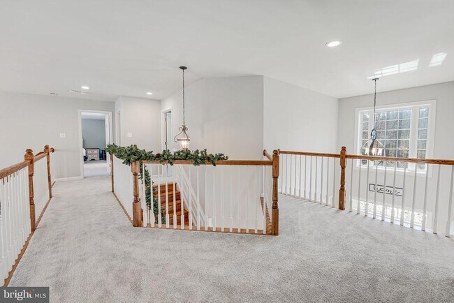 Building Photo - 65 Partridge Ln