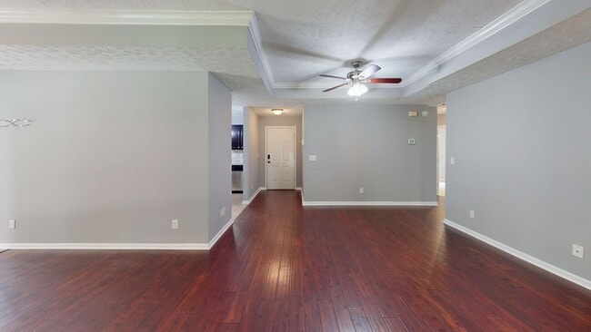 Building Photo - Lovely 3/2 in the Heart of Millbrook